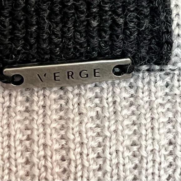 VERGE Turtleneck Sweater Women's Large Gray Black Trim Strip 100% Merino Wool - Picture 3 of 10